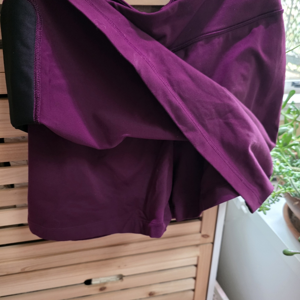 Duluth Trading Co Women's Athletic Shorts - Purple